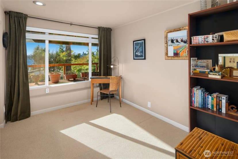 Property photo for 3029 70th Avenue Se, Mercer Island photo 29