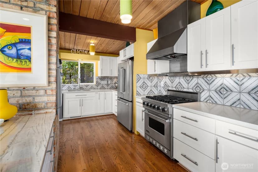 Property photo for 3029 70th Avenue Se, Mercer Island photo 13