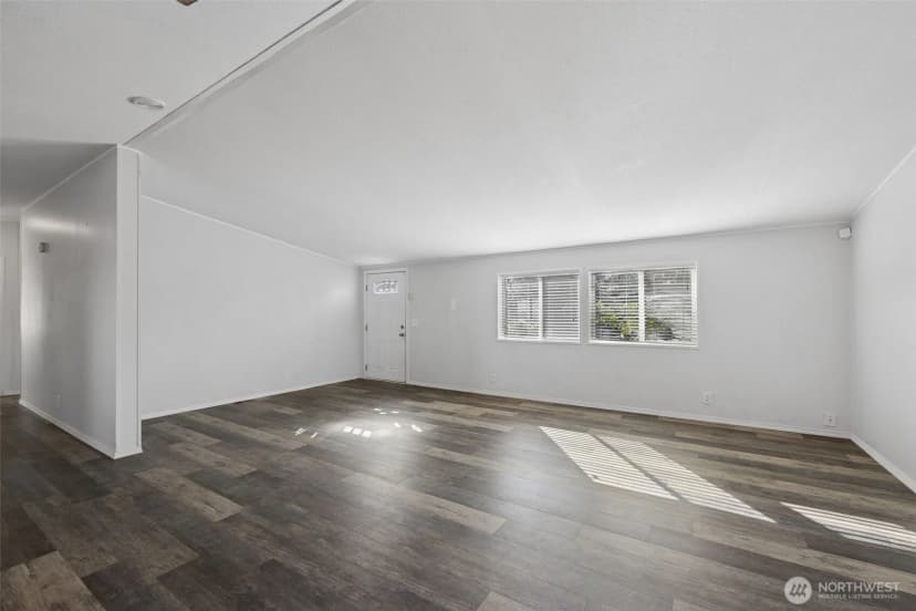 Property photo for 16529 42nd Avenue Ct E, Tacoma photo 10