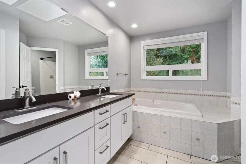 Property photo for 1916 S 379th St, Federal Way photo 22
