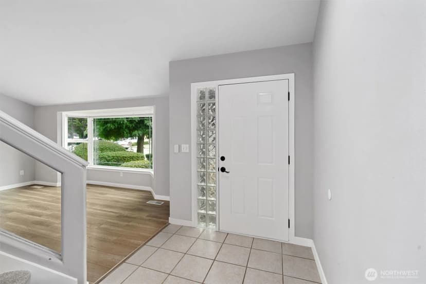 Property photo for 1916 S 379th St, Federal Way photo 6
