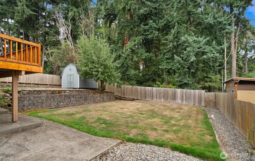Property photo for 1916 S 379th St, Federal Way photo 38
