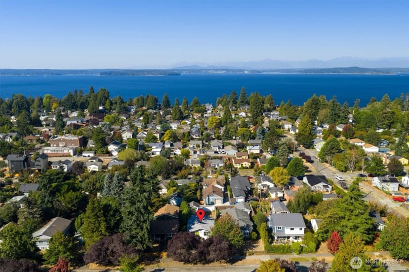 Property photo for 6021 45th Avenue Sw, Seattle photo 15