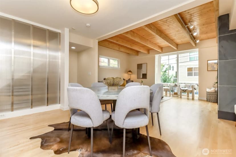 Property photo for 4521 40th Avenue Sw #b, Seattle photo 8