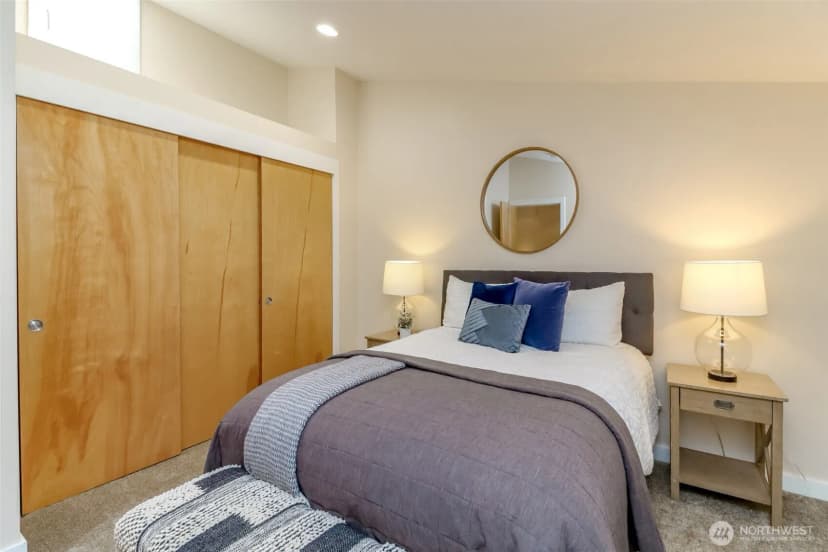 Property photo for 4521 40th Avenue Sw #b, Seattle photo 36