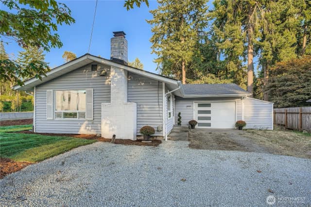 Property photo for 20004 14th Avenue S, Sea Tac photo 2