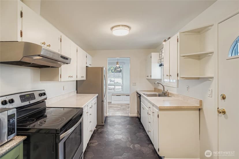 Property photo for 20004 14th Avenue S, Sea Tac photo 13