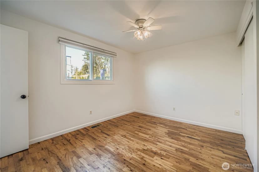 Property photo for 20004 14th Avenue S, Sea Tac photo 16
