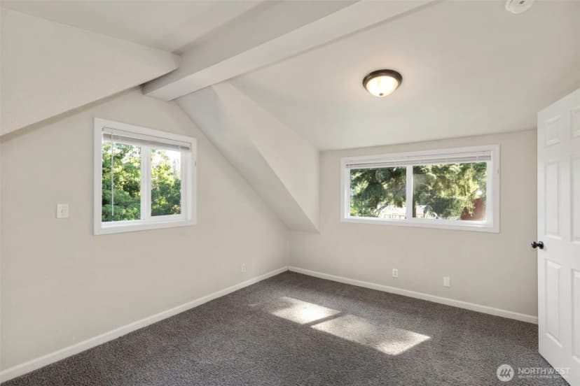 Property photo for 3715 Perry Avenue Ne, Bremerton photo 15