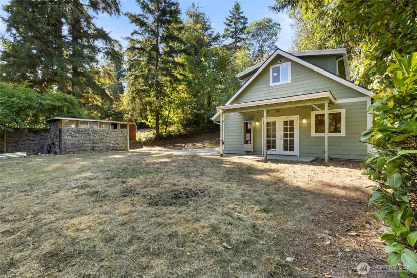 Property photo for 3715 Perry Avenue Ne, Bremerton photo 21