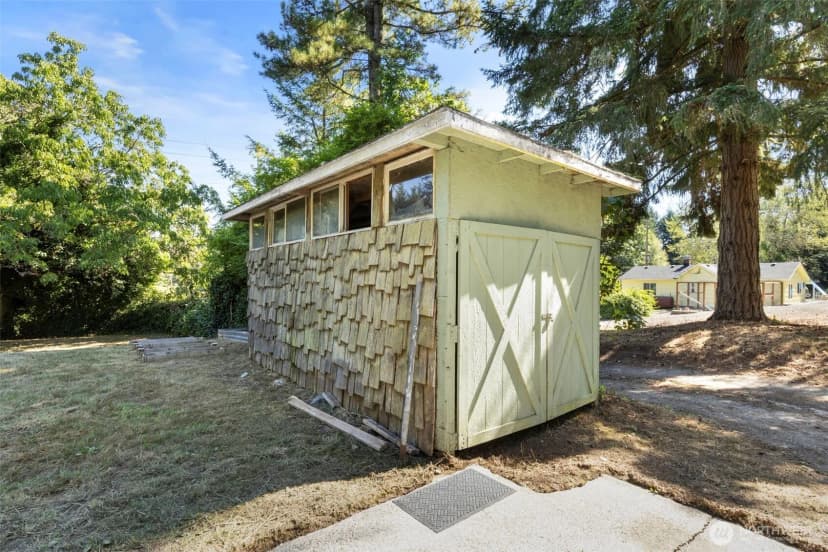 Property photo for 3715 Perry Avenue Ne, Bremerton photo 27