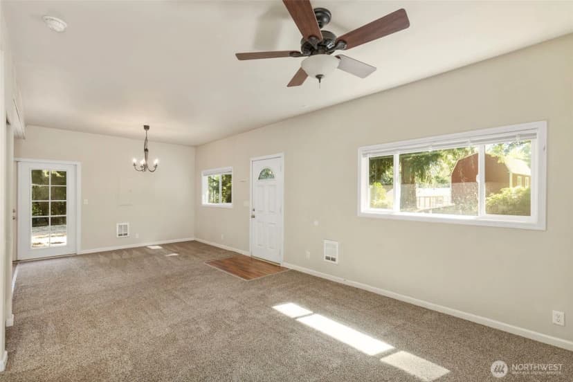Property photo for 3715 Perry Avenue Ne, Bremerton photo 7
