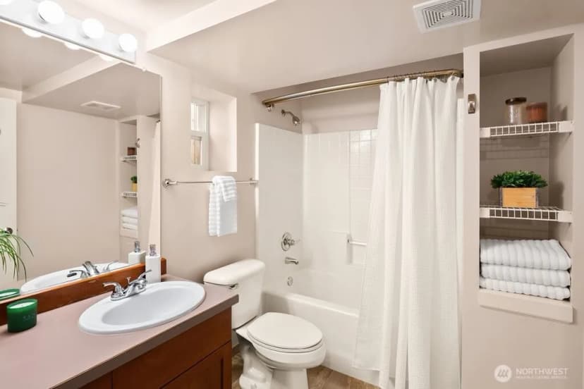 Property photo for 1126 24th Avenue, Seattle photo 29