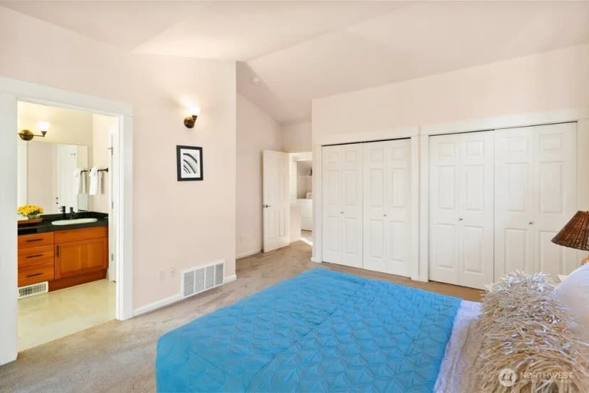 Property photo for 1126 24th Avenue, Seattle photo 17