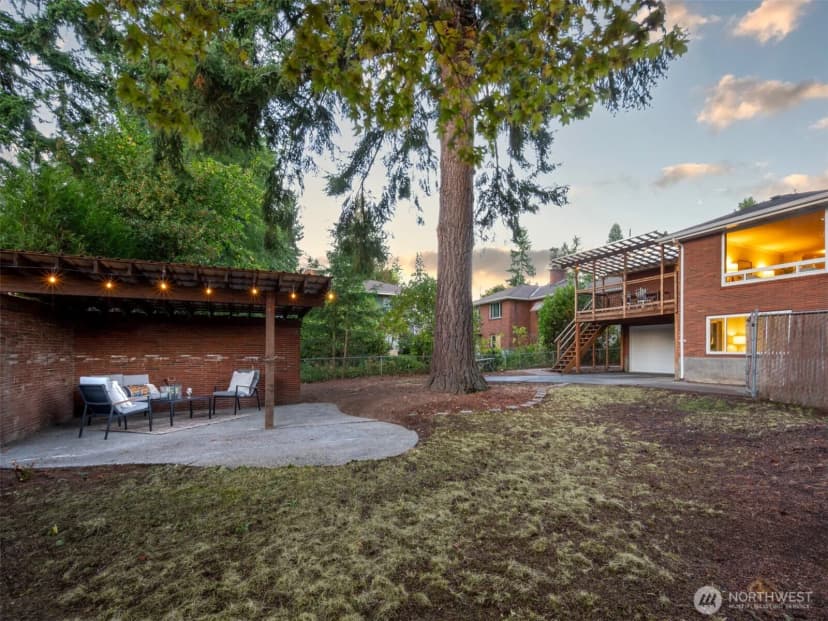 Property photo for 12705 2nd Avenue Nw, Seattle photo 30