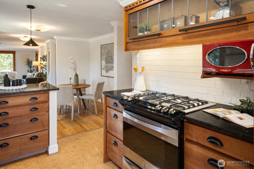 Property photo for 12705 2nd Avenue Nw, Seattle photo 13