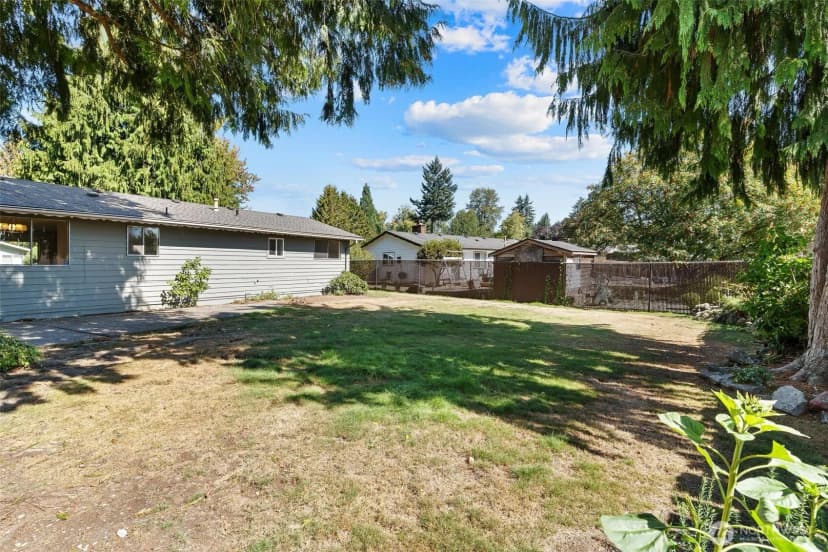 Property photo for 511 S 317th Street, Federal Way photo 27