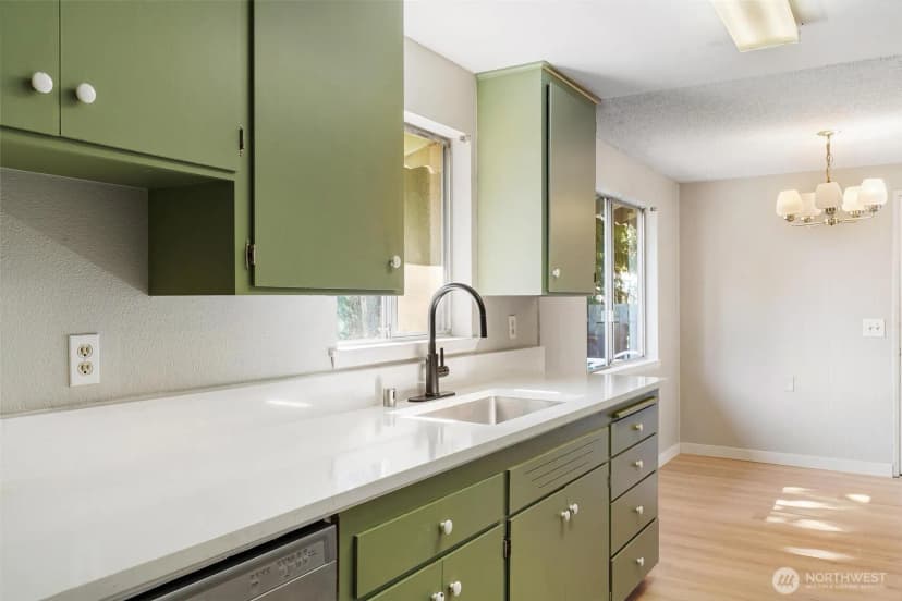 Property photo for 511 S 317th Street, Federal Way photo 6