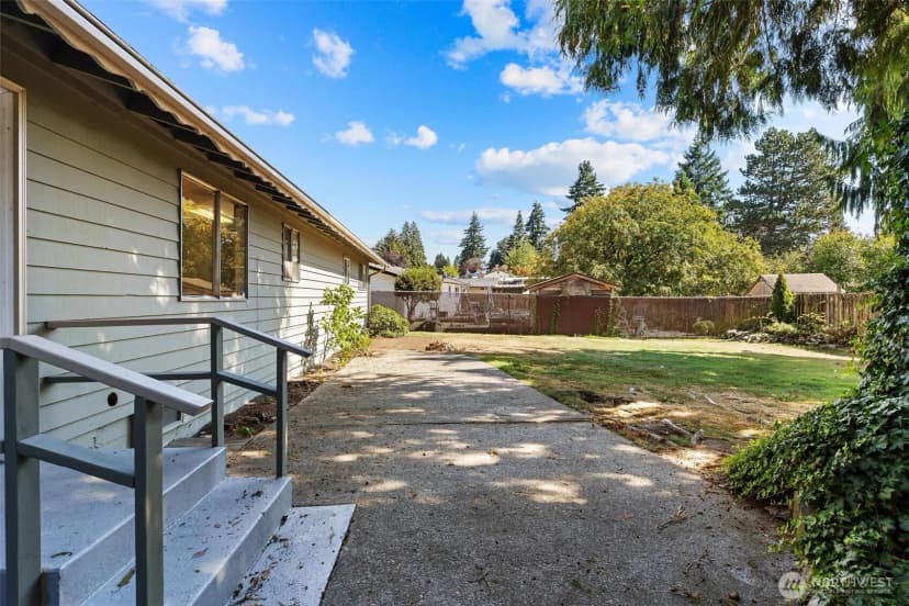 Property photo for 511 S 317th Street, Federal Way photo 22