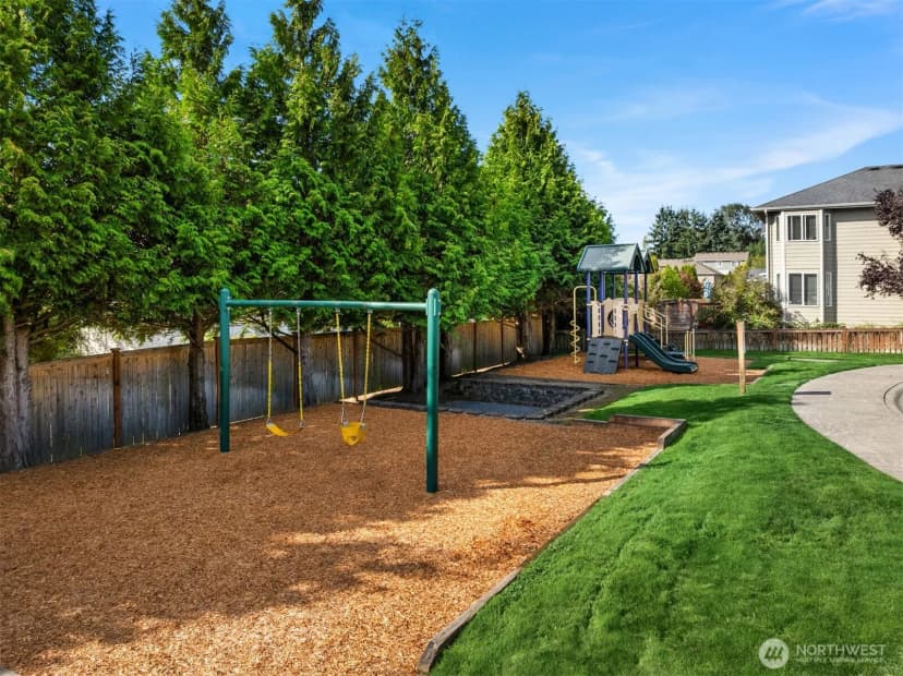 Property photo for 7811 Ne 199th Street, Kenmore photo 24