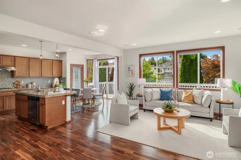 Property photo for 7811 Ne 199th Street, Kenmore photo 6