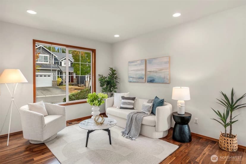 Property photo for 7811 Ne 199th Street, Kenmore photo 2