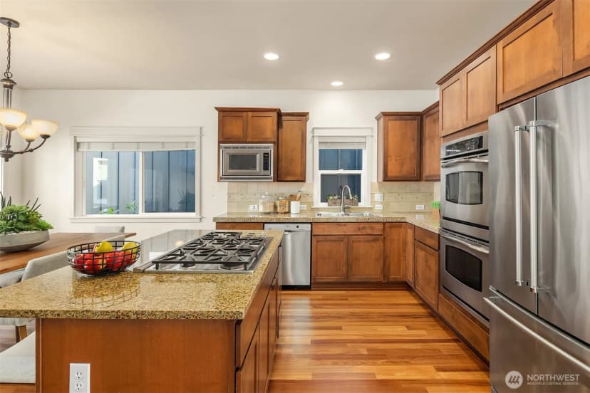 Property photo for 2166 Ne Natalie Way, Issaquah photo 19