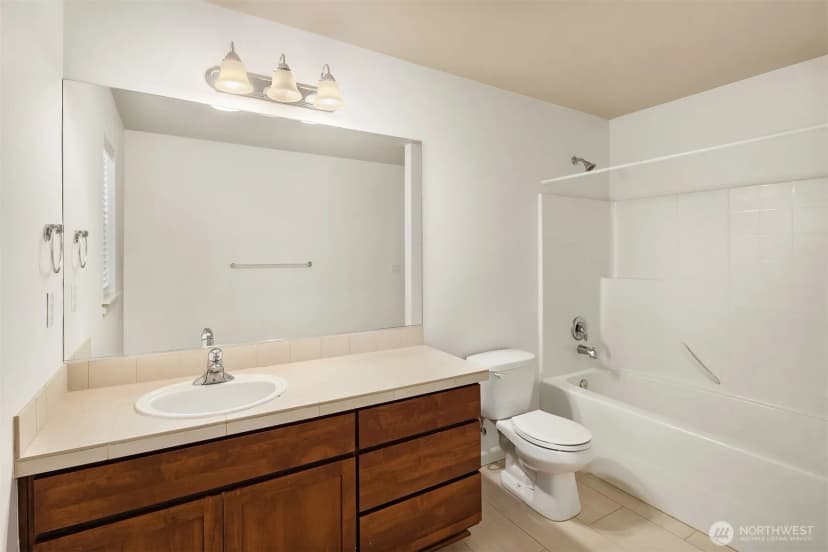 Property photo for 2166 Ne Natalie Way, Issaquah photo 29