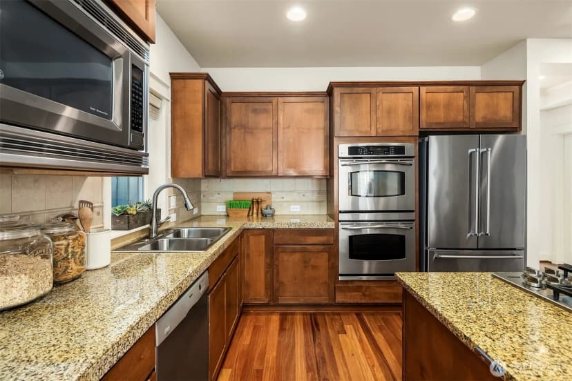 Property photo for 2166 Ne Natalie Way, Issaquah photo 24