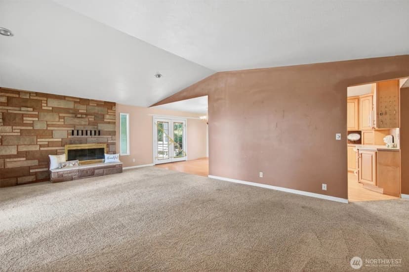 Property photo for 549 Diebert Road, Longview photo 20