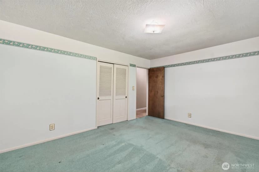 Property photo for 549 Diebert Road, Longview photo 29
