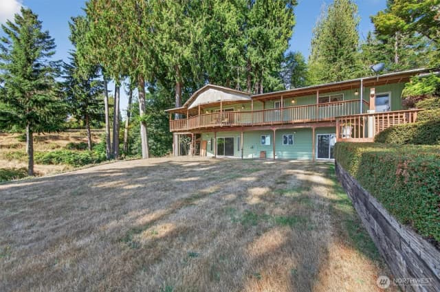 Property photo for 549 Diebert Road, Longview photo 2