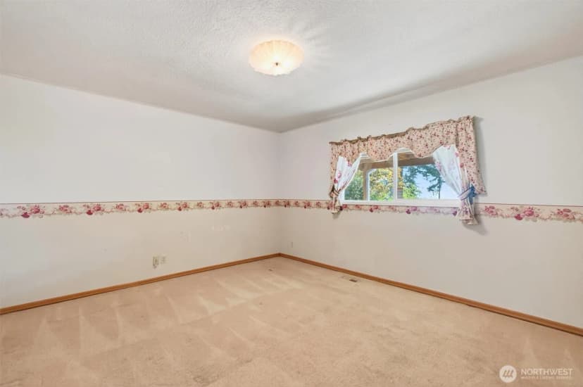 Property photo for 549 Diebert Road, Longview photo 23