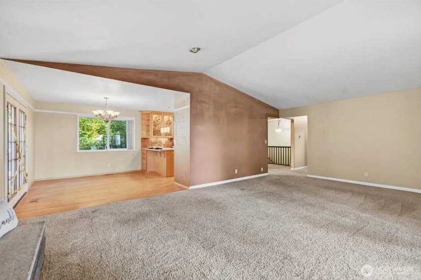Property photo for 549 Diebert Road, Longview photo 19