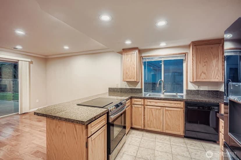 Property photo for 16505 97th Avenue Ct E, Puyallup photo 10