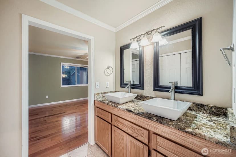 Property photo for 16505 97th Avenue Ct E, Puyallup photo 14