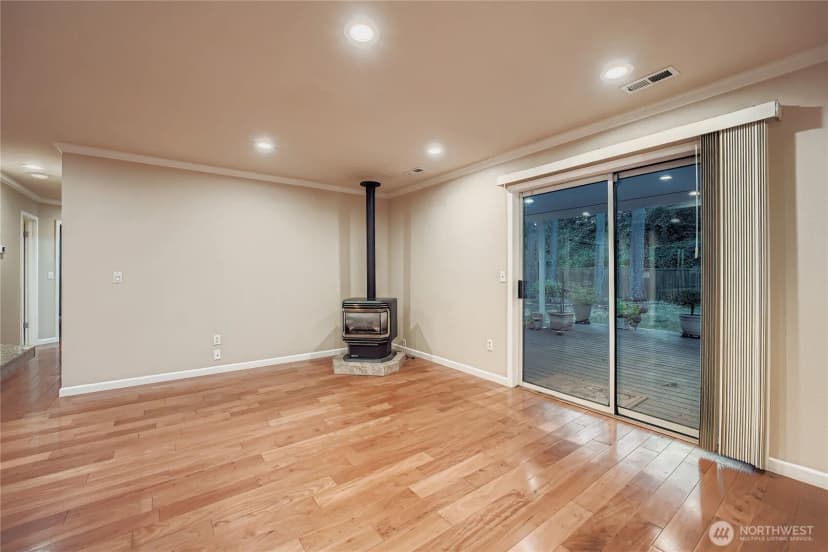 Property photo for 16505 97th Avenue Ct E, Puyallup photo 7