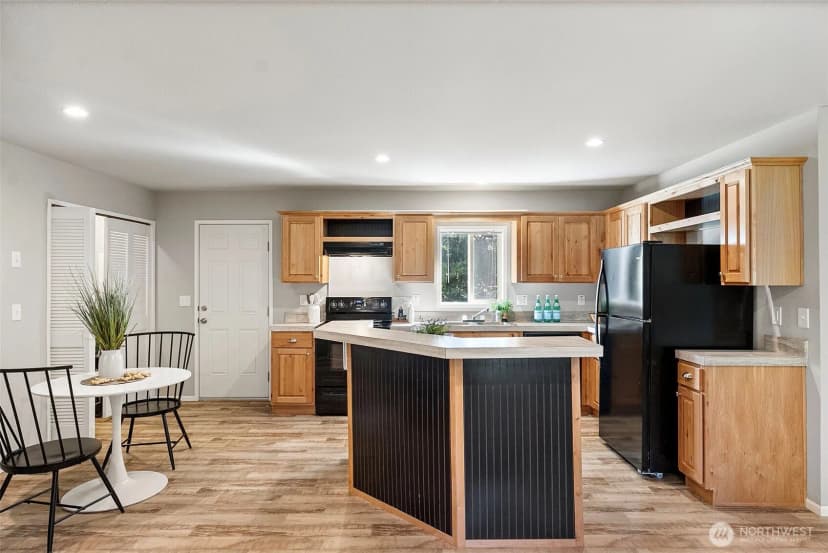 Property photo for 13721 137th Street Nw, Gig Harbor photo 11
