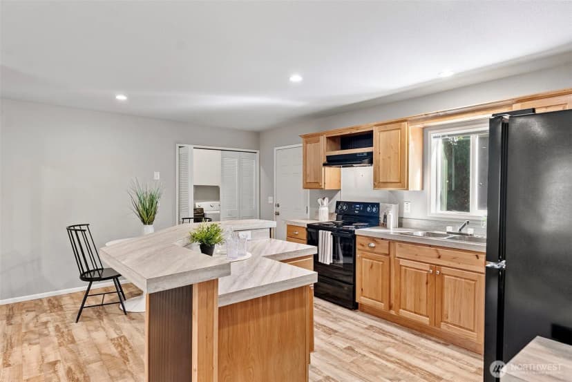 Property photo for 13721 137th Street Nw, Gig Harbor photo 12