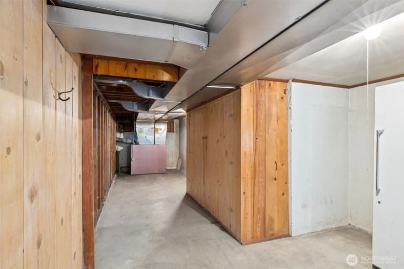 Property photo for 6855 43rd Avenue Ne, Seattle photo 15