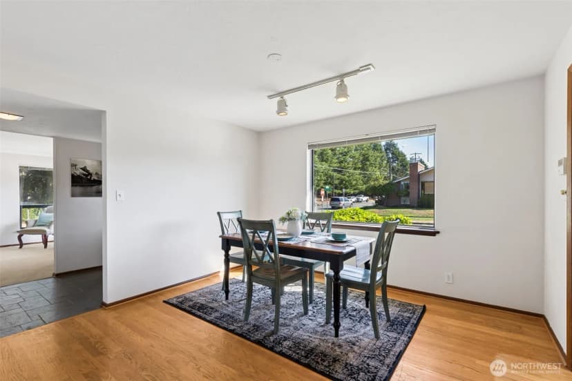 Property photo for 6855 43rd Avenue Ne, Seattle photo 7