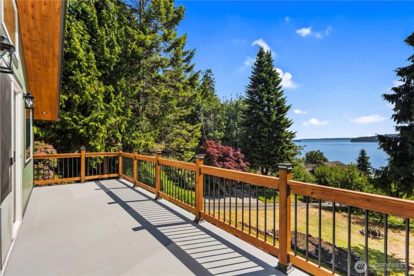 Property photo for 1313 Colchester Drive Se, Port Orchard photo 11