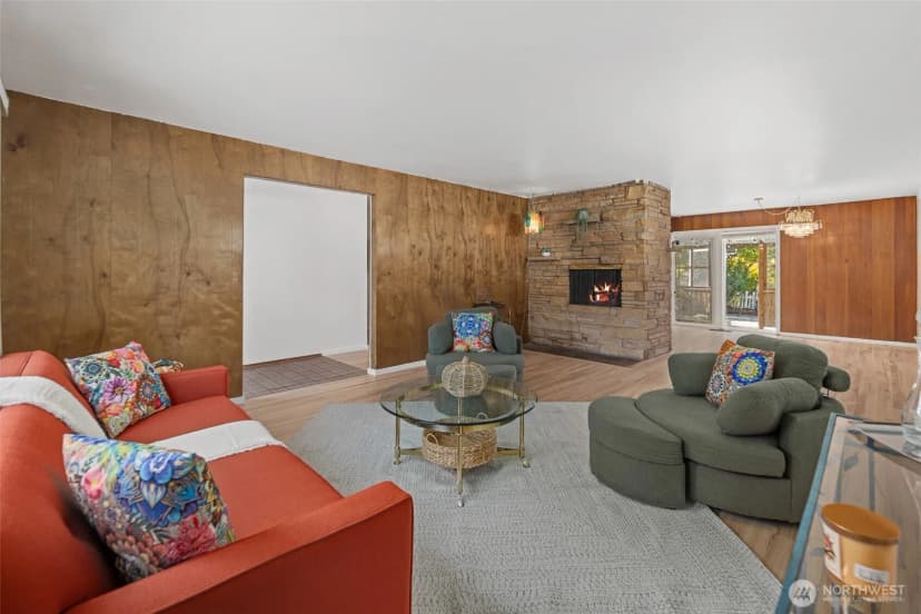 Property photo for 12225 Palatine Avenue N, Seattle photo 12