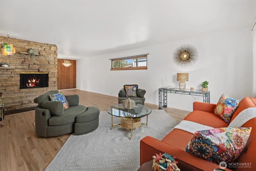 Property photo for 12225 Palatine Avenue N, Seattle photo 13