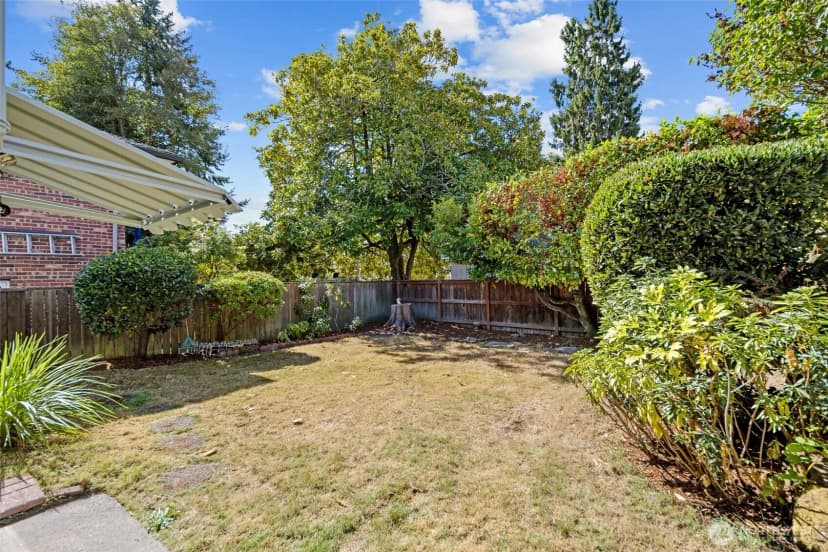 Property photo for 12225 Palatine Avenue N, Seattle photo 38