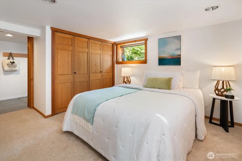 Property photo for 327 N 78th Street, Seattle photo 23