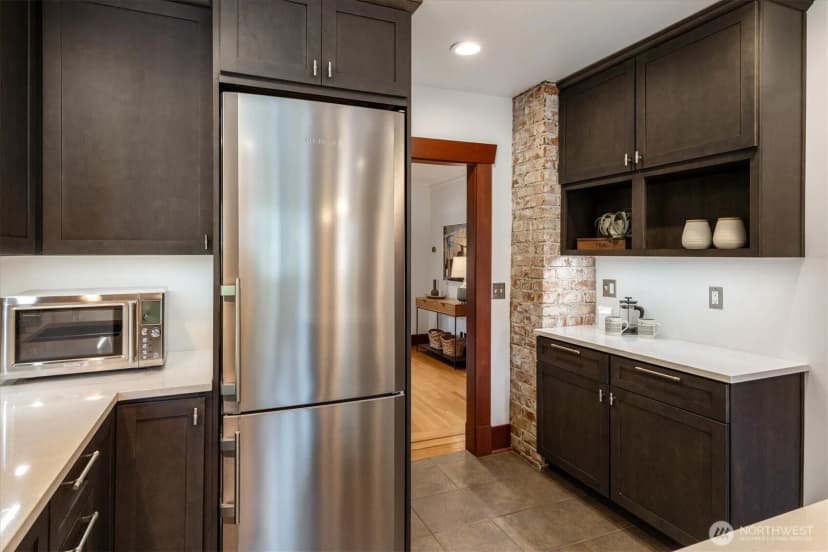 Property photo for 327 N 78th Street, Seattle photo 13