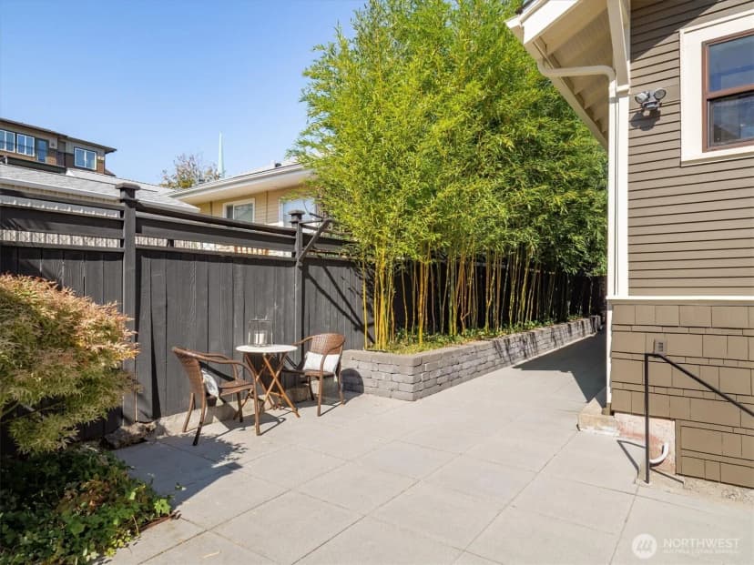 Property photo for 327 N 78th Street, Seattle photo 29