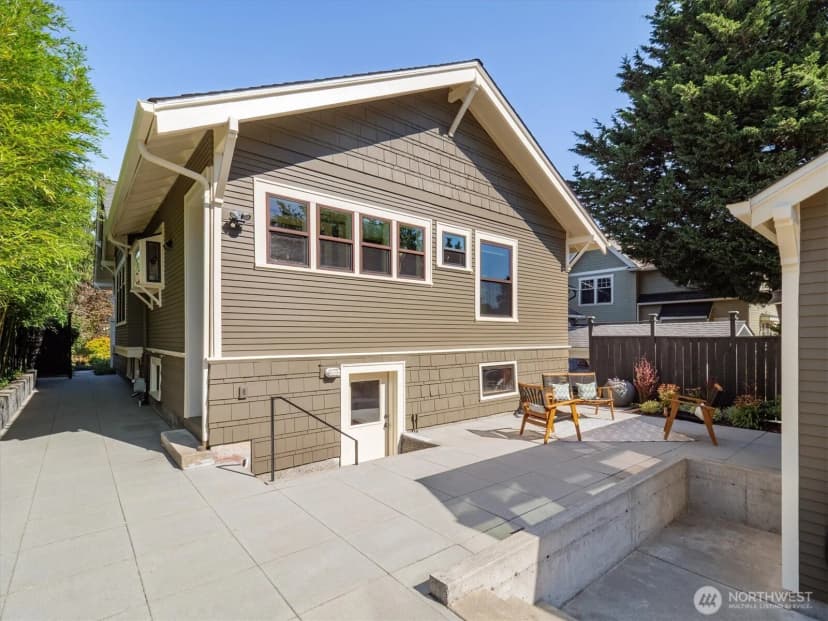 Property photo for 327 N 78th Street, Seattle photo 27