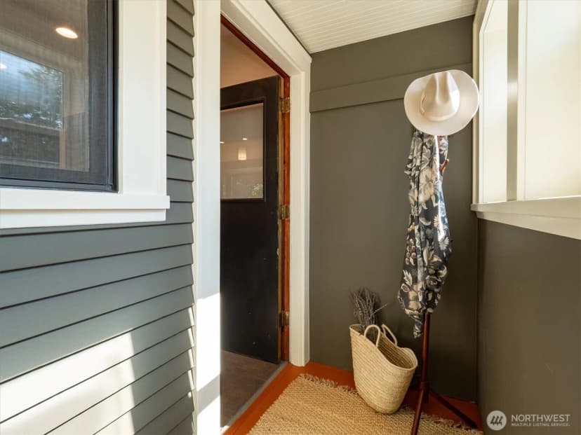 Property photo for 327 N 78th Street, Seattle photo 15